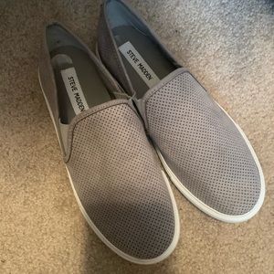 Steve Madden Slip-ons